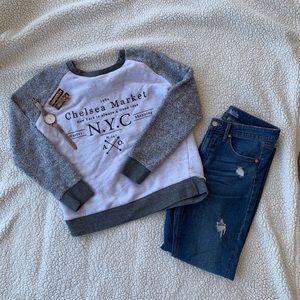 Chelsea Market Crew Neck Sweatshirt - M